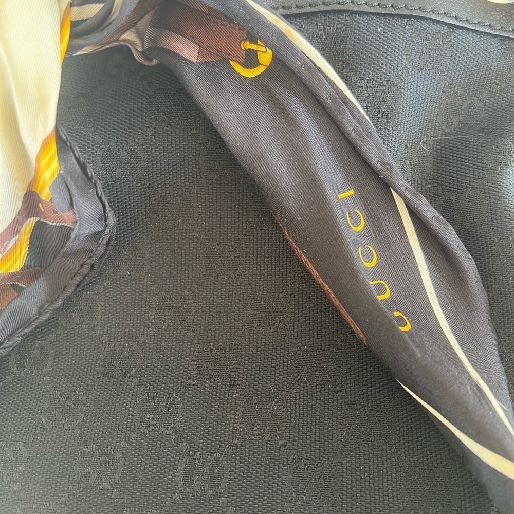 Gucci Positano Medium monogram tote. - Picture 7 of 11